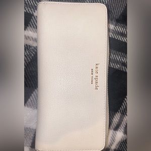 Kate spade wallet!!